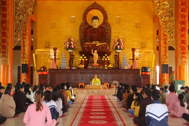 One-day Retreat for Teenager at Giai Lam pagoda