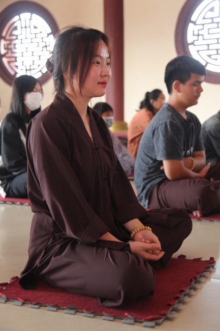 One-day Retreat for Teenager at Giai Lam pagoda