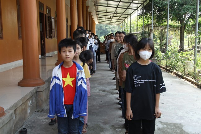 One-day Retreat for Teenager at Giai Lam pagoda