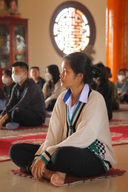 One-day Retreat for Teenager at Giai Lam pagoda
