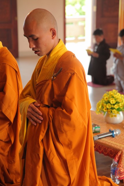 One-day Retreat for Teenager at Giai Lam pagoda