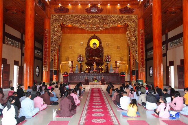 One-day Retreat for Teenager at Giai Lam pagoda