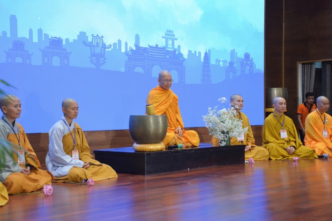 Khoá tu “Gốc Rễ Tâm Linh Xin Bồi Đắp” – CLB Nhân sinh