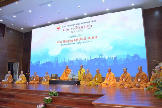 Khoá tu “Gốc Rễ Tâm Linh Xin Bồi Đắp” – CLB Nhân sinh