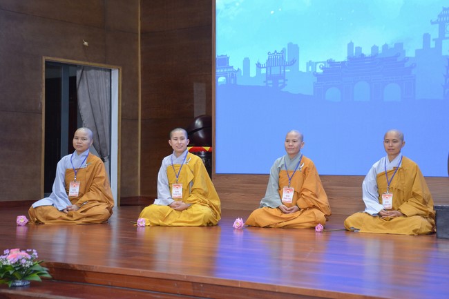 Khoá tu “Gốc Rễ Tâm Linh Xin Bồi Đắp” – CLB Nhân sinh