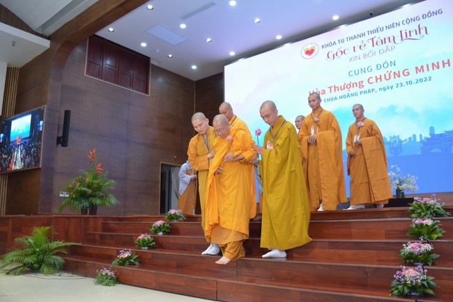 Khoá tu “Gốc Rễ Tâm Linh Xin Bồi Đắp” – CLB Nhân sinh