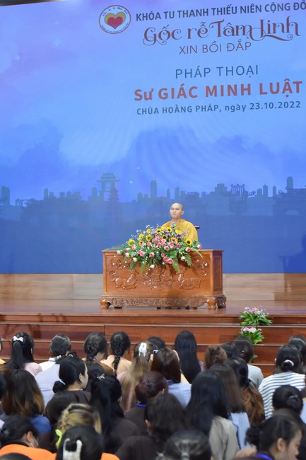 Khoá tu “Gốc Rễ Tâm Linh Xin Bồi Đắp” – CLB Nhân sinh