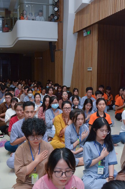 Khoá tu “Gốc Rễ Tâm Linh Xin Bồi Đắp” – CLB Nhân sinh