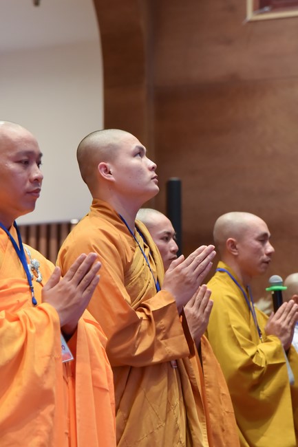 Khoá tu “Gốc Rễ Tâm Linh Xin Bồi Đắp” – CLB Nhân sinh