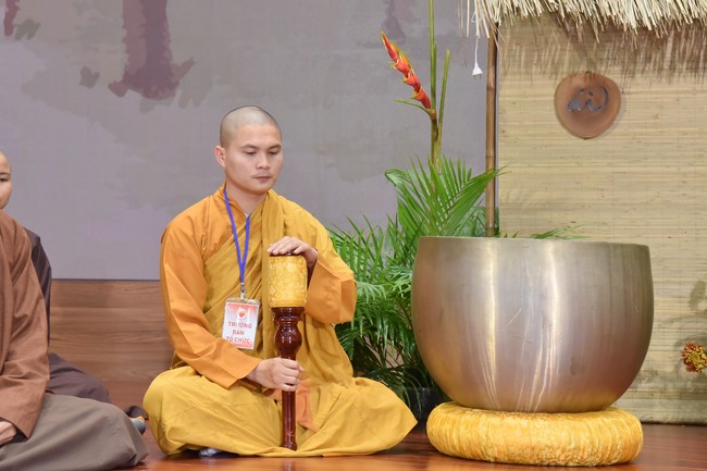 Khoá tu “Gốc Rễ Tâm Linh Xin Bồi Đắp” – CLB Nhân sinh