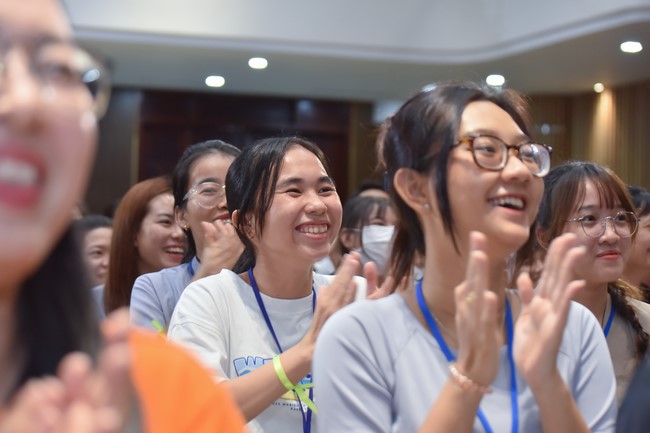 Khoá tu “Gốc Rễ Tâm Linh Xin Bồi Đắp” – CLB Nhân sinh