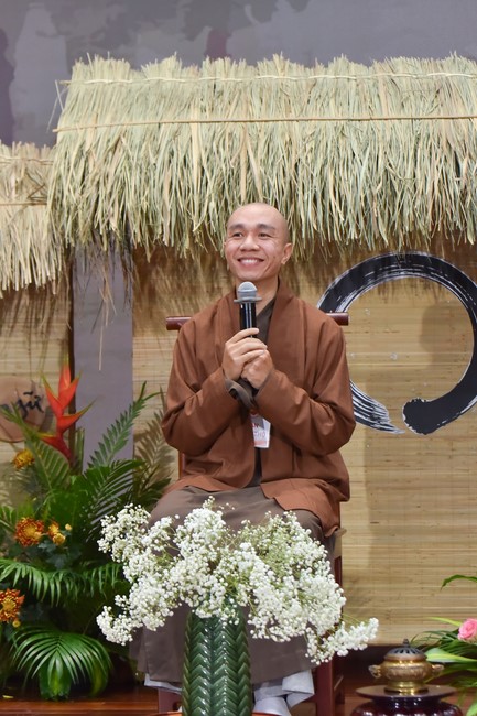 Khoá tu “Gốc Rễ Tâm Linh Xin Bồi Đắp” – CLB Nhân sinh