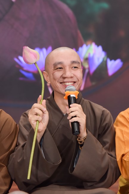 Khoá tu “Gốc Rễ Tâm Linh Xin Bồi Đắp” – CLB Nhân sinh