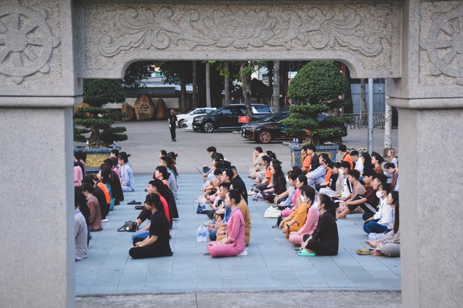 Khoá tu “Gốc Rễ Tâm Linh Xin Bồi Đắp” – CLB Nhân sinh