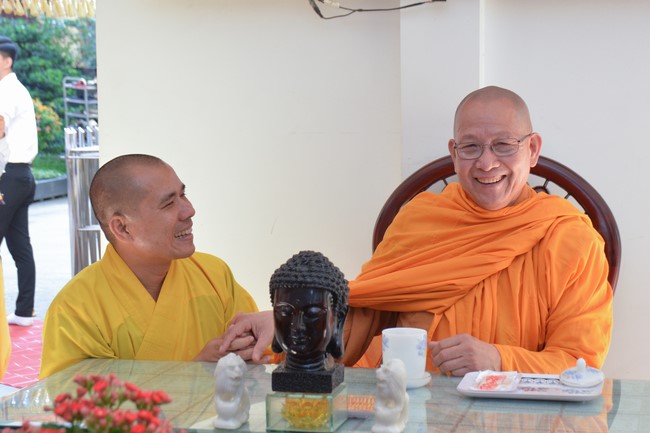 Khoá tu “Gốc Rễ Tâm Linh Xin Bồi Đắp” – CLB Nhân sinh