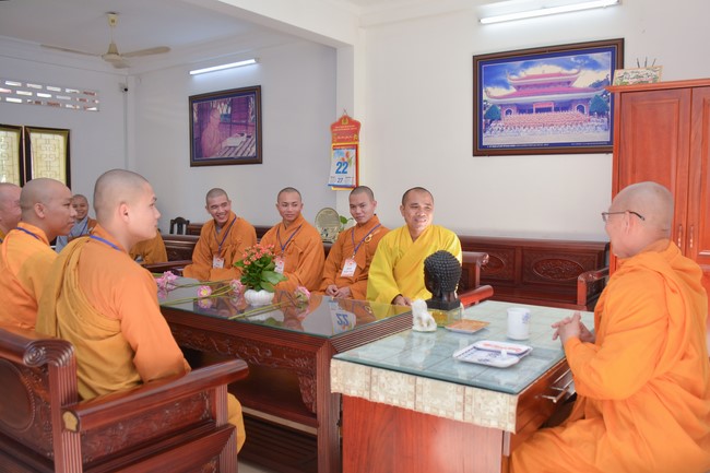 Khoá tu “Gốc Rễ Tâm Linh Xin Bồi Đắp” – CLB Nhân sinh