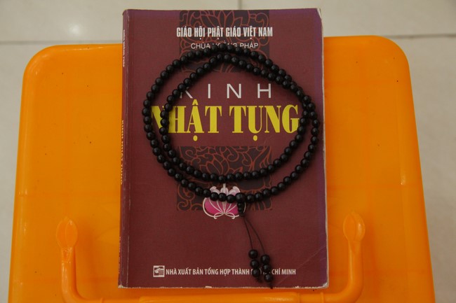 Repentance ceremony at Giai Lam Pagoda