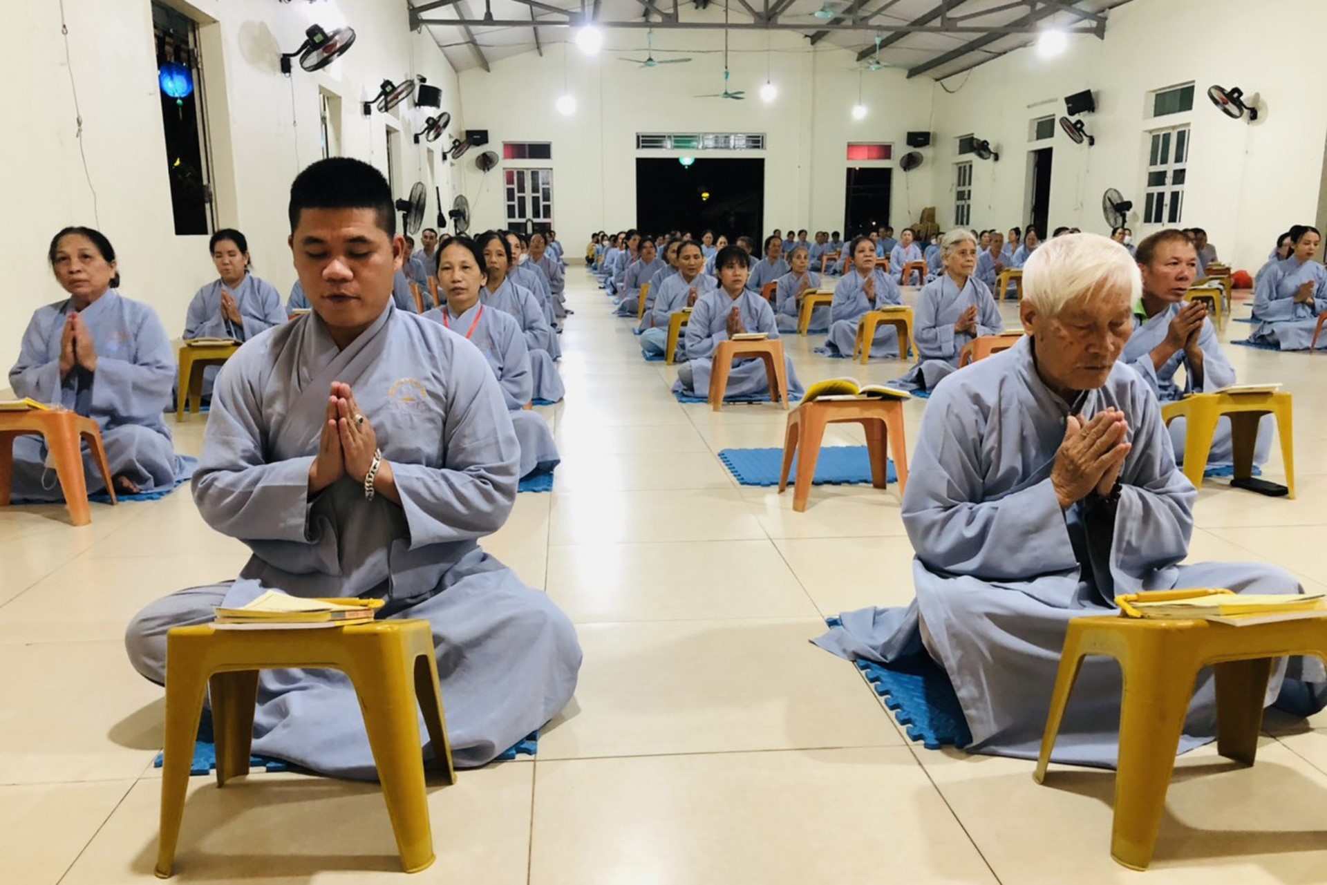 Chùa Đống Cao: Lễ kỷ niệm đức Phật Dược Sư và lễ sám hối định kỳ