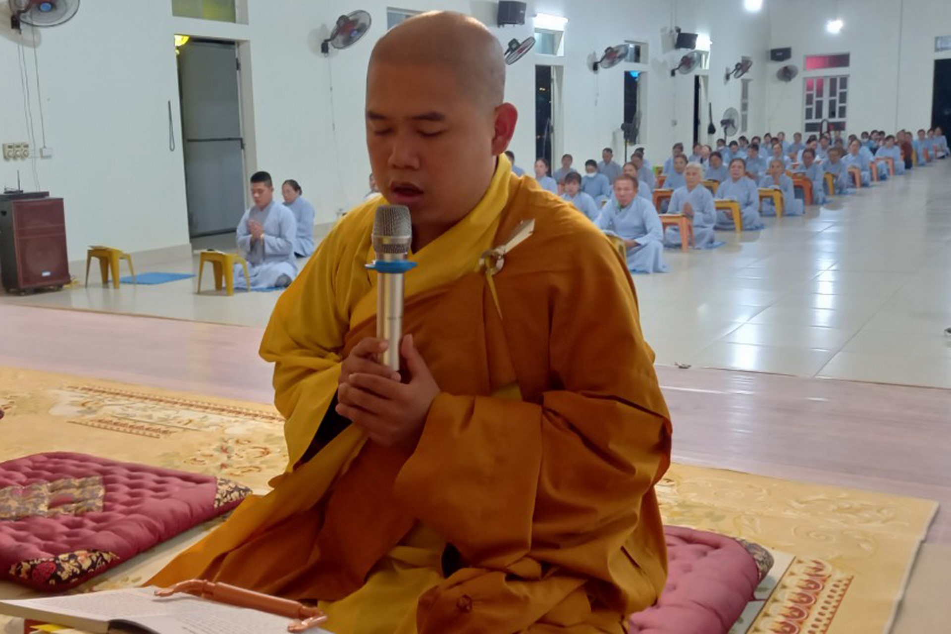 Chùa Đống Cao: Lễ kỷ niệm đức Phật Dược Sư và lễ sám hối định kỳ