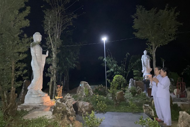 Chùa Suối Pháp: Khóa lễ sám hối định kỳ