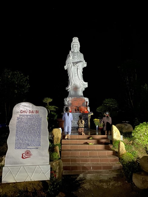 Chùa Suối Pháp: Khóa lễ sám hối định kỳ