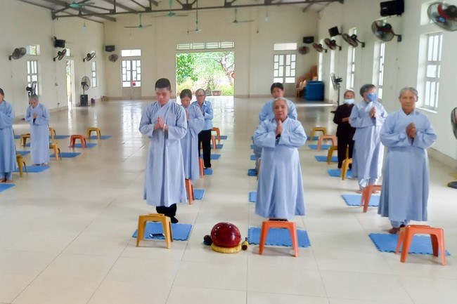 Meaningful Charity at Dong Cao Pagoda in Thanh Hoa