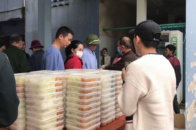 Meaningful Charity at Dong Cao Pagoda in Thanh Hoa