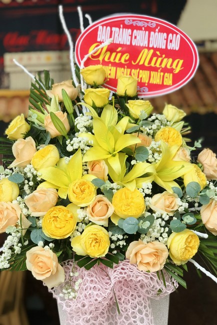 Meaningful Charity at Dong Cao Pagoda in Thanh Hoa