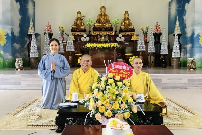 Meaningful Charity at Dong Cao Pagoda in Thanh Hoa