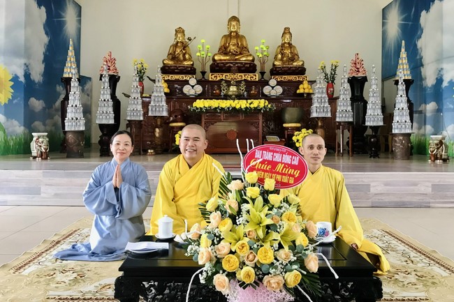 Meaningful Charity at Dong Cao Pagoda in Thanh Hoa