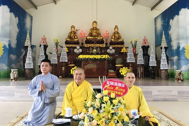 Meaningful Charity at Dong Cao Pagoda in Thanh Hoa