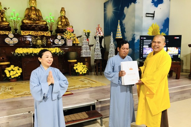 Meaningful Charity at Dong Cao Pagoda in Thanh Hoa