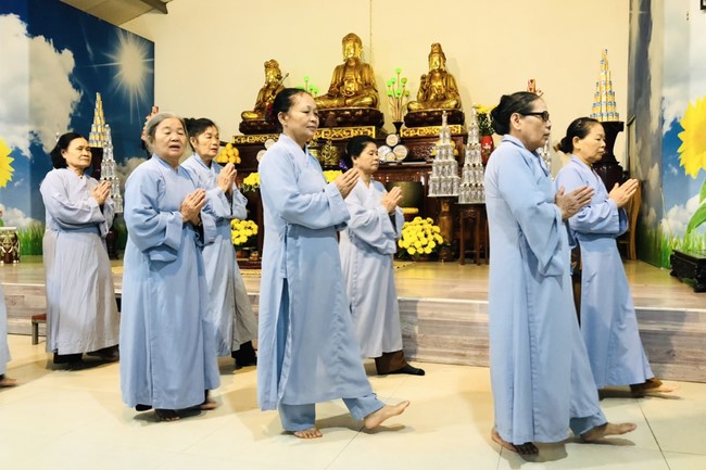Meaningful Charity at Dong Cao Pagoda in Thanh Hoa
