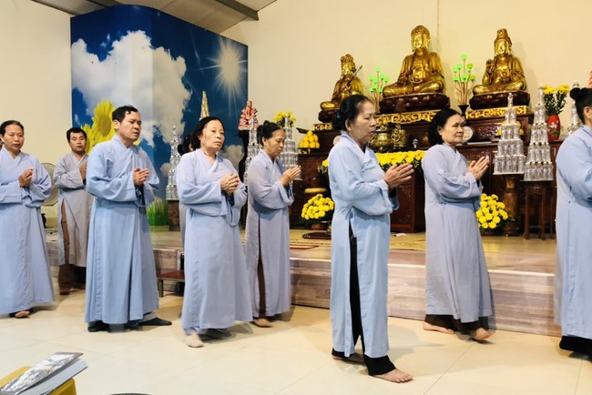 Meaningful Charity at Dong Cao Pagoda in Thanh Hoa