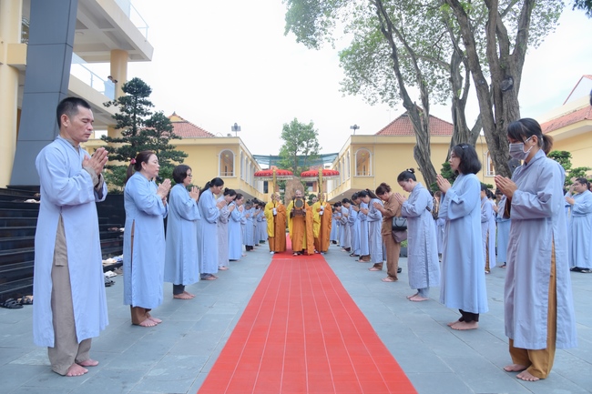 The 2nd Retreat “Return to the origin”