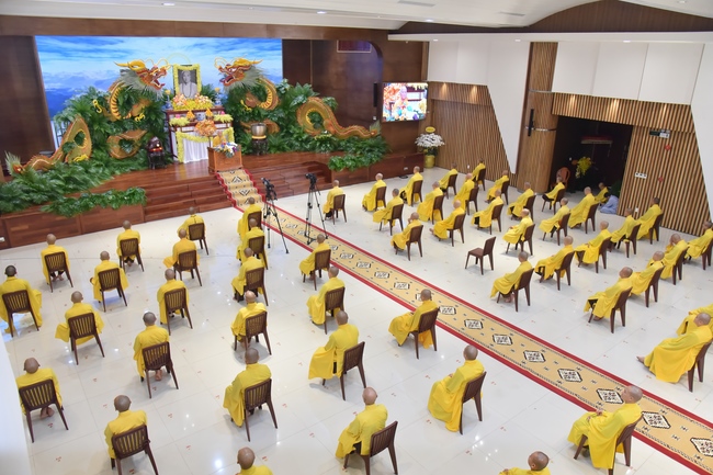 The 2nd Retreat “Return to the origin”