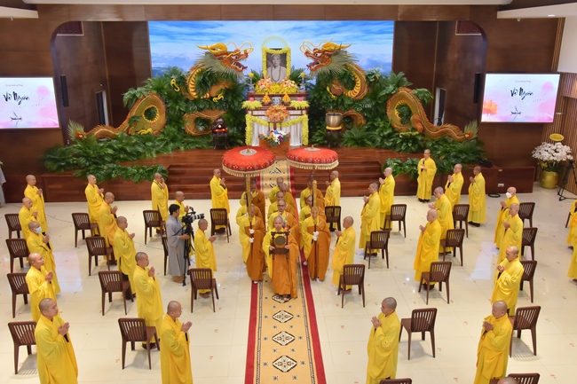 The 2nd Retreat “Return to the origin”