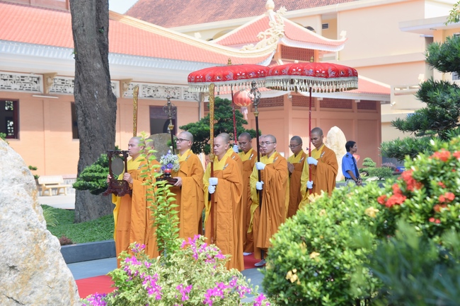 The 2nd Retreat “Return to the origin”