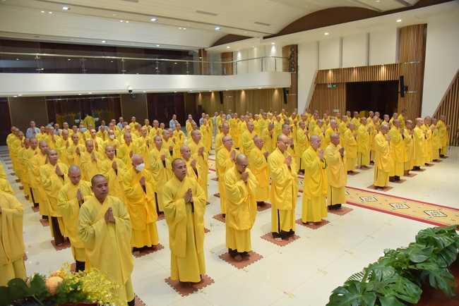 The 2nd Retreat “Return to the origin”