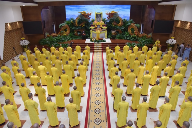 The 2nd Retreat “Return to the origin”