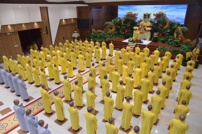 The 2nd Retreat “Return to the origin”