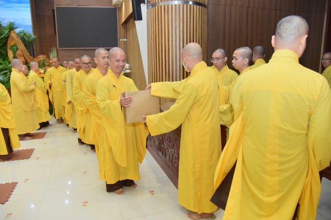 The 2nd Retreat “Return to the origin”