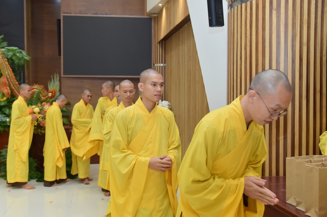 The 2nd Retreat “Return to the origin”