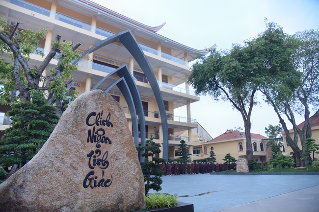 The 2nd Retreat “Return to the origin”