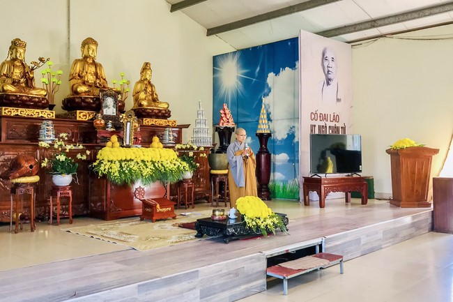 One - Day Retreat at Dong Cao pagoda