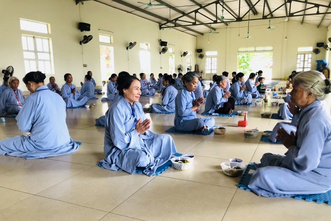 One - Day Retreat at Dong Cao pagoda