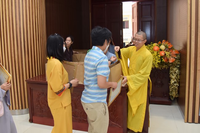 Cuộc thi “Thắp Sáng Đèn Tuệ” – lần IV