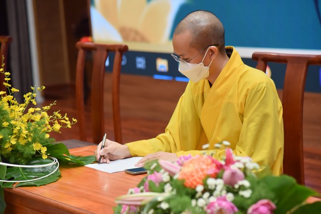 Cuộc thi “Thắp Sáng Đèn Tuệ” – lần IV