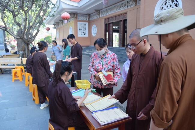 Cuộc thi “Thắp Sáng Đèn Tuệ” – lần IV
