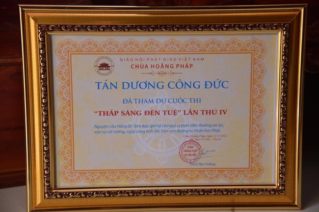 Cuộc thi “Thắp Sáng Đèn Tuệ” – lần IV